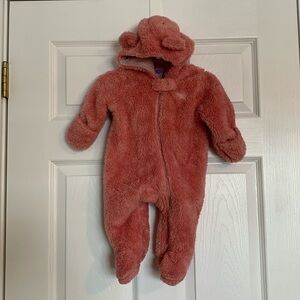 Carter’s Pink Fuzzy Teddy Bear Baby Snowsuit Size 3 months 3m adorable soft NWOT